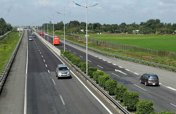 Giữ khoảng cách an toàn khi lái xe